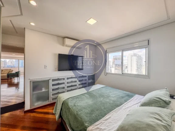 Imagem Imperdível oportunidade de adquirir apartamento de alto padrão em Pinheiros, São Paulo-SP - 3 quartos, 2 suítes, 2 salas, 3 banheiros, 2 vagas de garagem, 118,00 m² de área.
