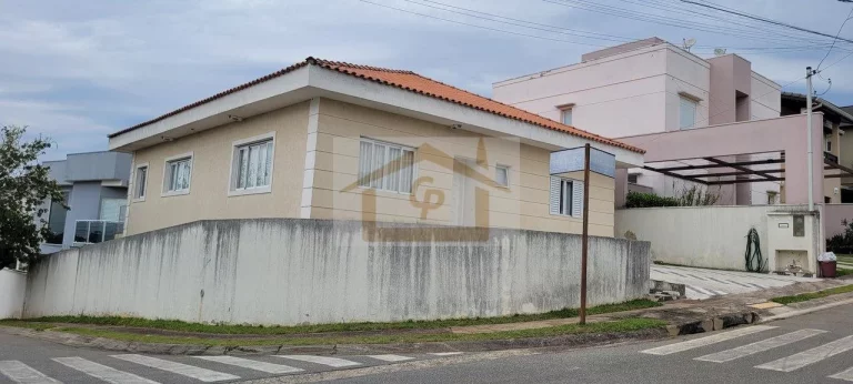 Imagem Granja Viana, Casa Térrea, 3 quartos sendo um suíte, 2 vagas charmosa!