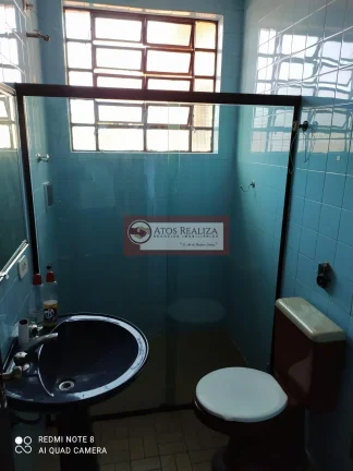 Imagem Exclusivo: Oportunidade Rara a venda no centro da Cidade Dutra. Vendo casa térreo no coração da cidade Dutra, São 320m² de tereno, 170m² de construção, necessita reforma, imóvel para investir, São 4 Dormitórios, 2 salas, 2 banheiros, despensa, quintal amp