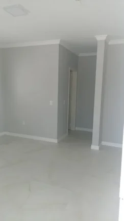 Imagem Casa Padrão para Venda e Aluguel em Centro Tijucas-SC