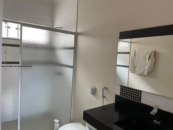 Imagem Casa para Venda em Limeira, Vale das Oliveiras, 3 dormitórios, 1 suíte, 2 banheiros, 4 vagas