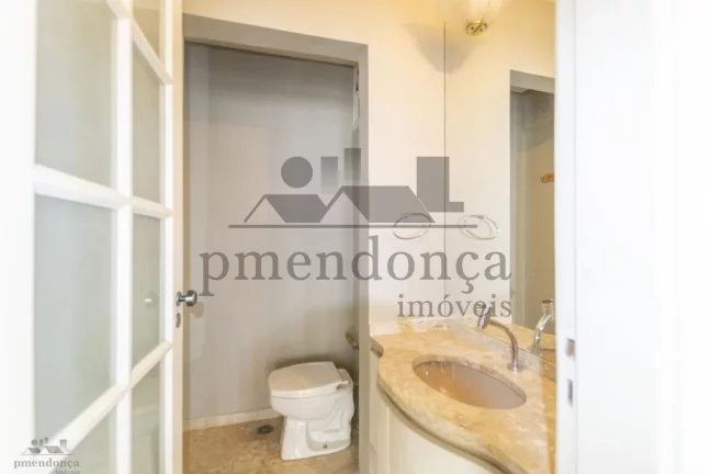 Imagem Apartamento à venda na Rua Itacolomi com 3 quartos ( 1 suíte ) e 2 vagas, 143m2