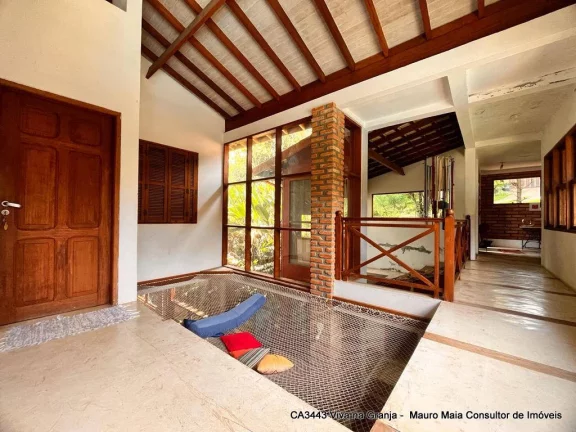 Imagem Casa em meio a muito verde com 671 m² Granja Viana - Cotia