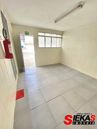 Imagem Galpão comercial para locação em Barueri-SP, Jardim Califórnia: 5 salas, 4 banheiros, 1.179m² de área!