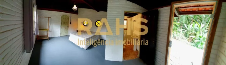 Imagem Chácara Lindíssima à Venda em Pirabeiraba São 56 mil m² de área total. Uma verdadeira imersão...