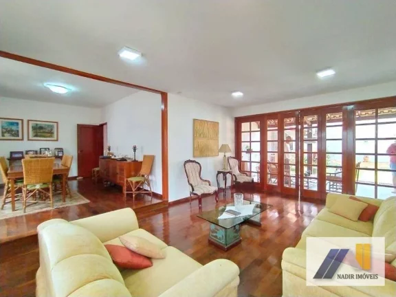 Imagem Casa com 5 Quartos à Venda, 357 m² em Santa Filomena - Pouso Alegre Imagem Casa com 5 Quartos à Venda, 357 m² em Santa Filomena - Pouso Alegre