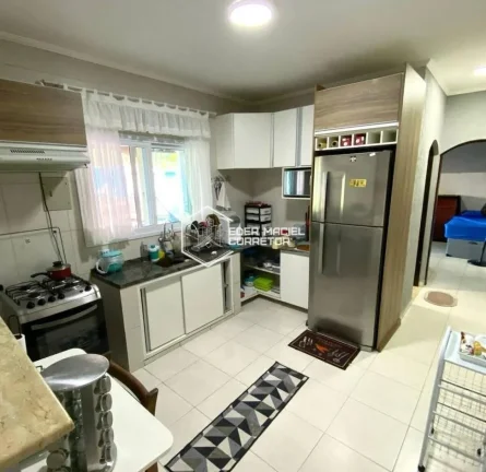 Imagem Descubra o seu refúgio ideal, combinando conforto, segurança e localização privilegiada. Situada...