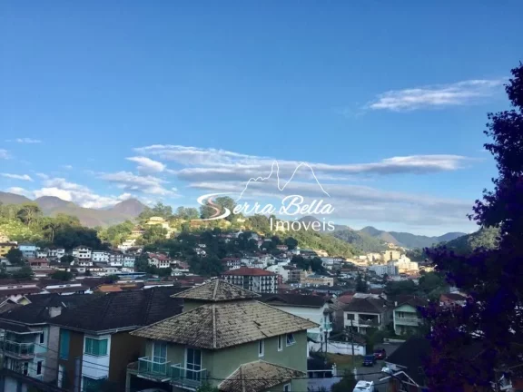 Imagem Casa com 4 dormitórios à venda, 307 m² por R$ 1.800.000,00 - Tijuca - Teresópolis/RJ