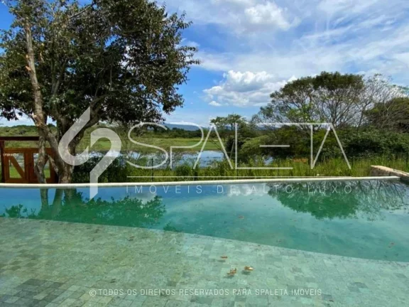 Imagem Residência cinematográfica com vista para o lago e campo de golfe à venda na Fazenda Boa Vista