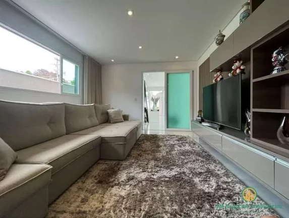 Imagem Casa NOVA com 4sts, LINDA, MODERNA E IMPECÁVEL! Gourmet, piscina!