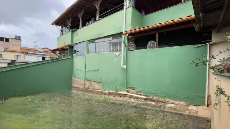 Imagem Excelente Oportunidade! Casa à venda, com 3 quartos, 100m2 no bairro Grogotó