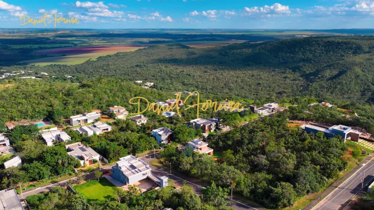 Imagem Lote com fundo para reserva - Condomínio Santa Monica - Jardim Botânico - DF