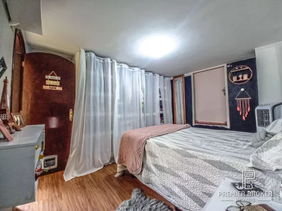 Imagem Casa à venda, 193 m² por R$ 850.000,00 - Várzea - Teresópolis/RJ