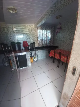 Imagem Casa com 3 Quartos e Espaço Gourmet no Bairro Violete, Alfredo Vasconcelos/MG