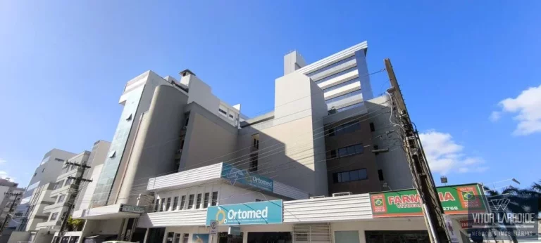 Imagem Sala Comercial 102m² no Interclínicas em Tubarão