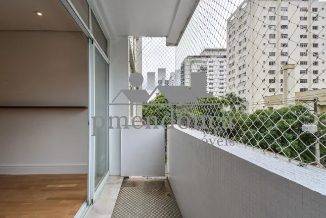 Imagem Apartamento reformado a venda em Pinheiros com 2 quartos( 1 suí­te )e 1 vaga, 123m²
