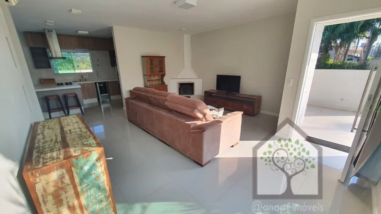 Imagem Casa de alto padrão em Condomínio Fechado