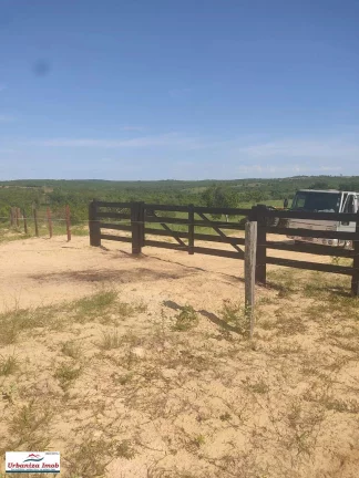 Imagem Fazenda à Venda no Município de Camapuã/MS contendo 1003 hectares com Formação 50% feito esse ano | Mangueiro Novo sendo finalizado | 18 KM da Rodovia