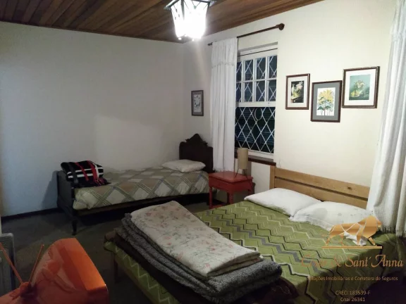Imagem Casa a 100m da praça do Capivari para até 25 pessoas