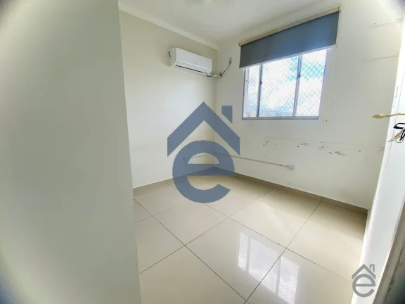 Imagem Apartamento à venda no Antares, com 2/4, moveis planejados e área de lazer com p