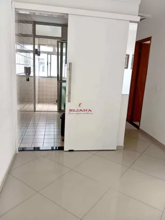 Imagem Apartamento à venda em São Paulo, Vila Cruz das Almas, com 2 quartos, 50m²