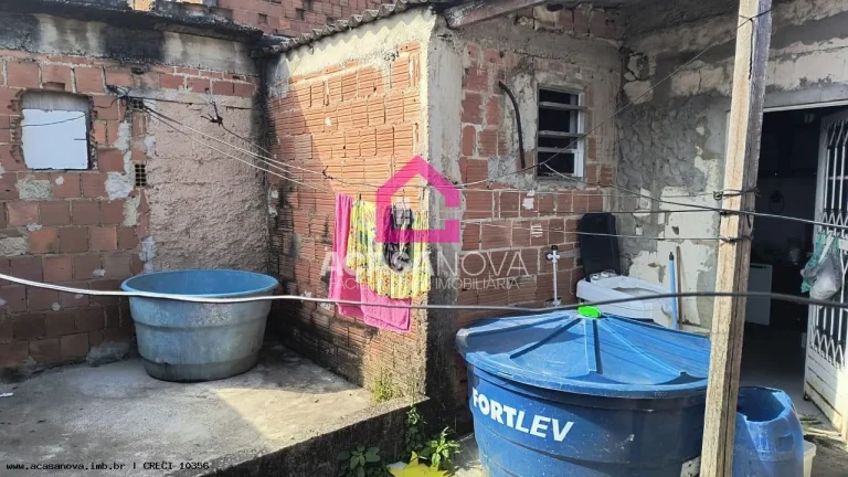 Imagem Casa para Venda em Nova Iguaçu, Ipiranga, 2 dormitórios, 1 banheiro
