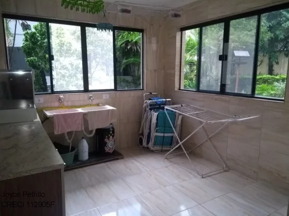 Imagem Aconchegante Apartamento Perto da Praia à Venda Em Peruíbe.