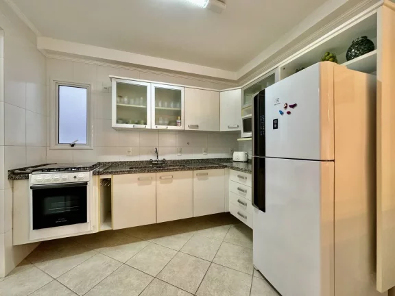 Imagem *Acolhedor Apartamento de 03 Dormitórios com Suíte no Módulo 7*