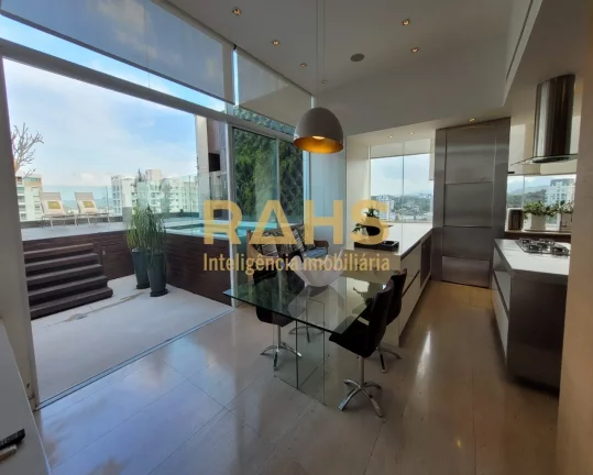 Imagem Cobertura Duplex a Venda no Centro de Joinville Linda cobertura duplex com 397,42 m² privativos dis...