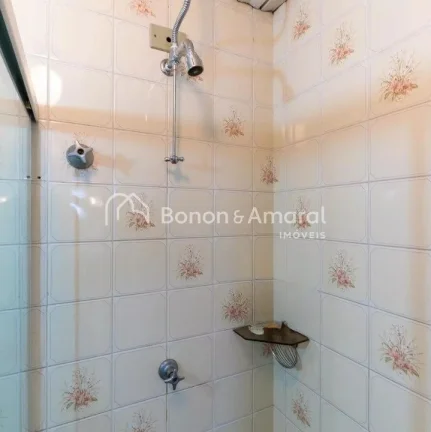 Imagem Apartamento acolhedor à venda, com sala para 3 ambientes, 3 quartos e 1 banheiro, além de cozinha ...