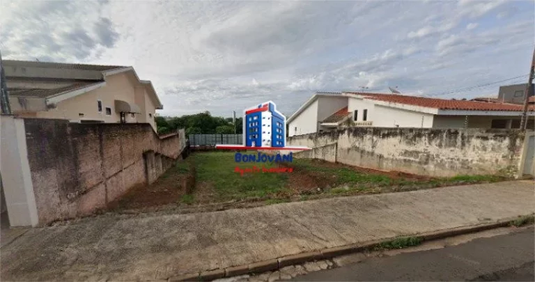 Imagem Terreno frente represa no Jardim dos Seixas