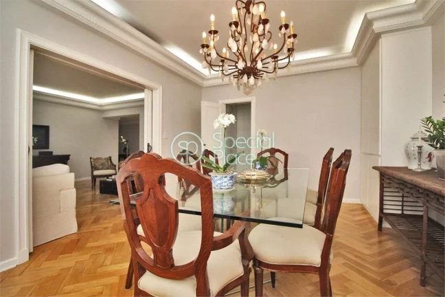 Imagem Excelente apartamento com 230mÂ² em HigienÃ³polis. Amplo living com sacada e janelÃµes, lavabo, 03 Ã...
