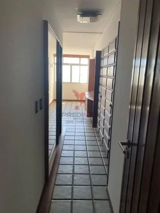 Imagem Apartamento para alugar , Amplo em Manaíra com Localização Maravilhosa a 150m da Praia
