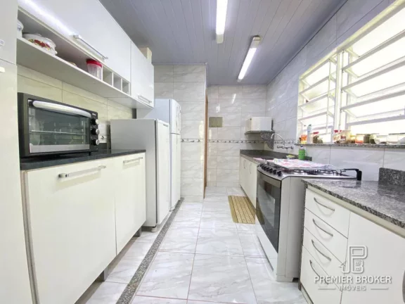 Imagem Casa à venda, 90 m² por R$ 220.000,00 - Caleme - Teresópolis/RJ