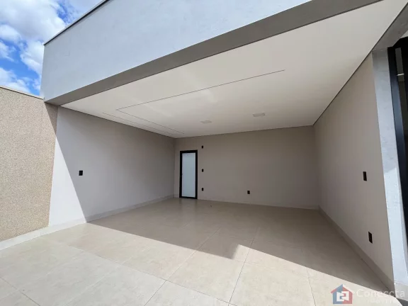 Imagem Casa Alto Padrão à Venda no Campos Elíseos em Patos de Minas – 3 Quartos, Piscina e Área Gourmet