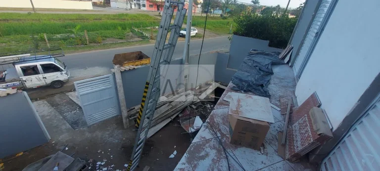 Imagem Casa para Venda em Itanhaém, Tupy, 2 dormitórios, 1 suíte, 2 banheiros, 2 vagas