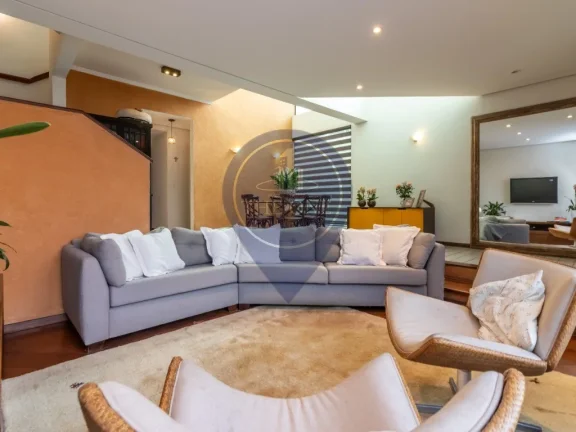 Imagem Imperdível! Casa à venda em São Paulo-SP, bairro Saúde: 4 quartos, 4 suítes, 2 salas, 5 banheiros, 3 vagas de garagem, 231m².