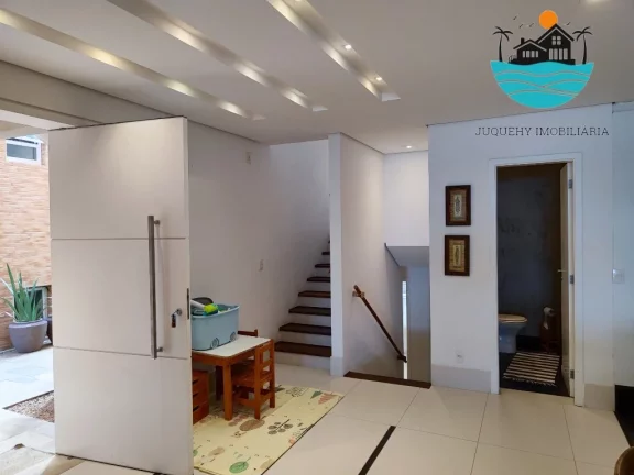 Imagem Casa Pé na Areia Juquehy, com 5 suítes, lado direito da praia, Sala de TV, 06 banheios, 02 vagas para Auto, max. 10 pessoas | Juquehy Imobiliária