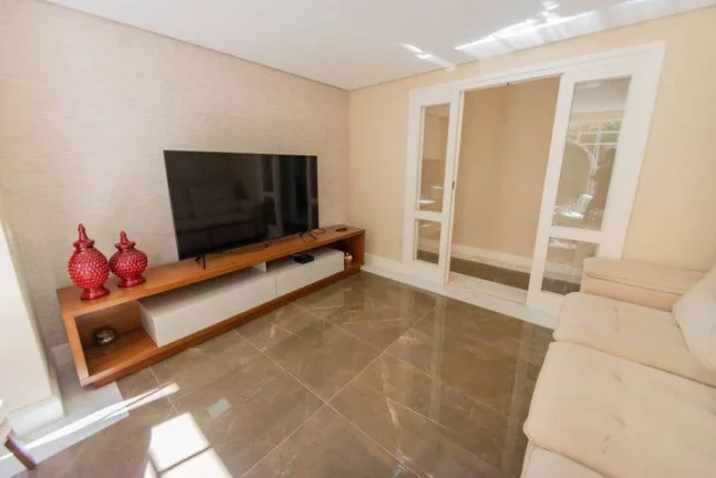 Imagem Casa com 360 m² - 3 suítes, em condomínio na Granja Viana!!!