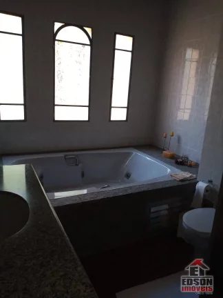 Imagem Magnífica Casa Duplex em Condomínio no Recanto de Itaipuaçu