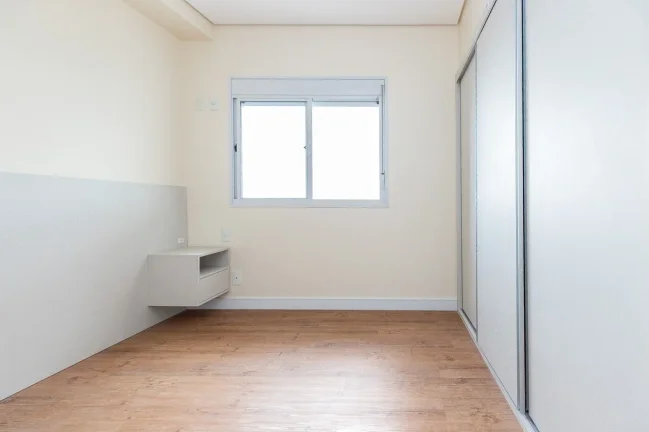 Imagem Apartamento 72M², 2Q, 1 Suíte, 2 Banheiros, 2 Vagas, Academia, Piscina, Churrasqueira, Piscina Aquecida e Coberta, Quadra Squash, Cinema, SPA, Gerador