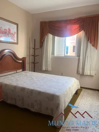 Imagem Sobrado - 3 dorms/ sendo uma suíte / 4 vagas / 230m / 585 mil