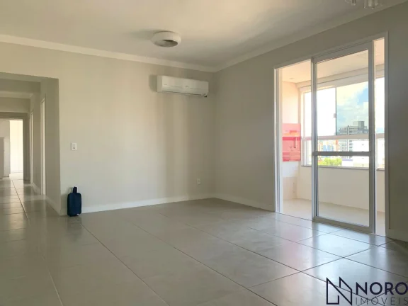 Imagem Apartamento 3 dormitórios com suíte e sacada na Av. Presidente Vargas