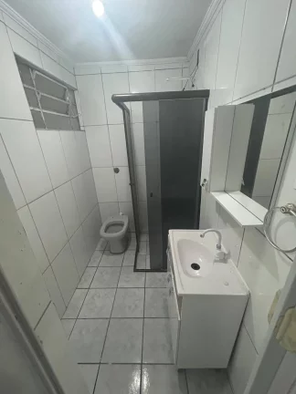Imagem Casa Fundos Locação 2 Dormitórios com 1 Vaga de garagem - Jardim Ipanema