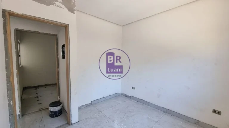 Imagem Casa Nova à Venda na zona leste em Londrina