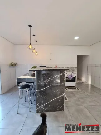 Imagem Casa 3 Dormitórios Semi-Nova, bairro Jd. Ariana Leme SP