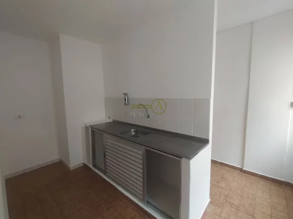 Imagem Apartamento 2 dorms, bem localizado à 300m da Praia á venda em Peruíbe