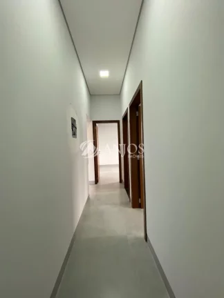 Imagem CASA DISPONIVEL PARA VENDA, NO CIDADE JARDIM, SINOP - MT.
