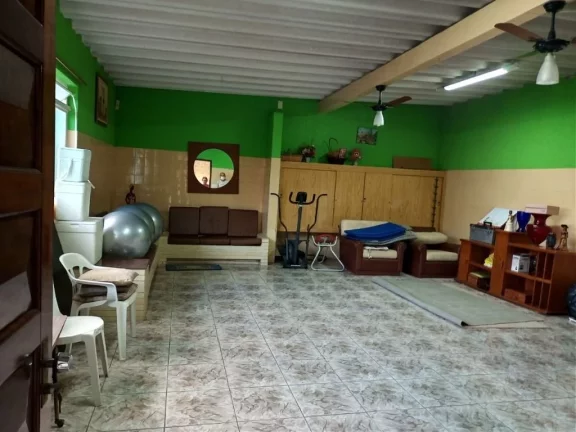 Imagem Casa com 3 dormitórios à venda, 532 m² por R$ 1.700.000,00 - Vila Romanópolis - Ferraz de Vasconcelos/SP
