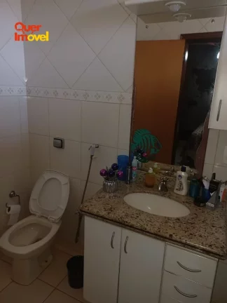 Imagem Impecável casa em condomínio à venda em Ribeirão Preto-SP, no Royal Park, com 3 suítes, 3 vagas e 480m². Venha conhecer!